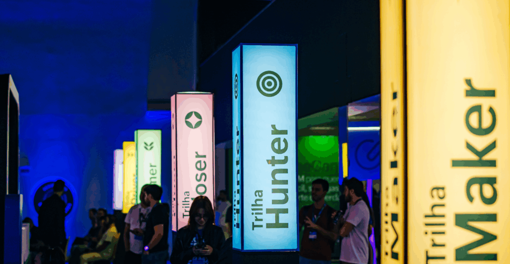 CRM Zummit 2025 debate segurança digital, IA e consumidor