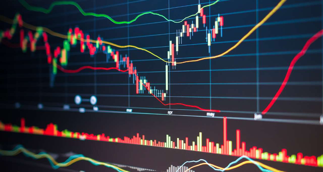 Ibovespa futuro sobe 0,62%, mas não rompe resistência; minidólar cai
