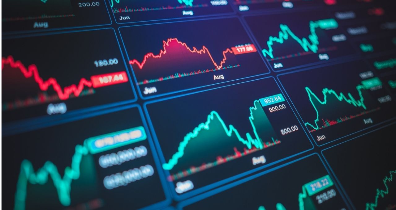 Ibovespa futuro estável, dólar futuro sobe levemente