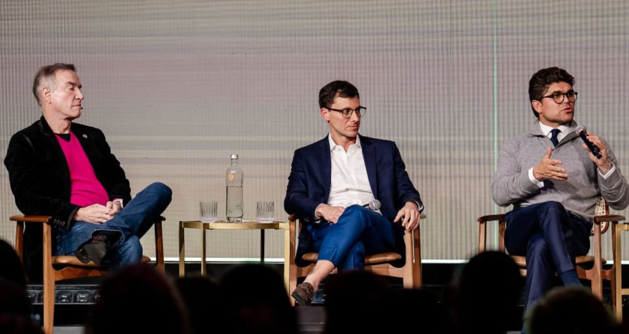 Tamanho do Estado: divergência entre Eike Batista e Tallis Gomes