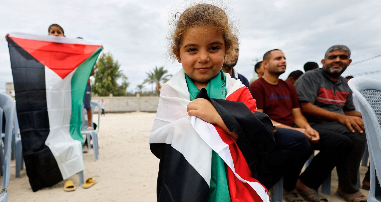 Israel e Hamas acertam cessar-fogo e troca de reféns em Gaza