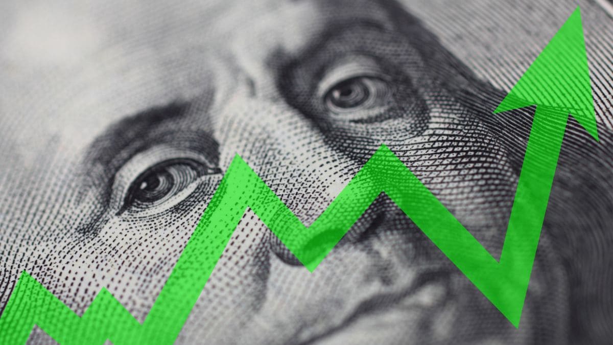 Dólar sobe a R$ 5,39 com expectativa fiscal e tensão EUA-China