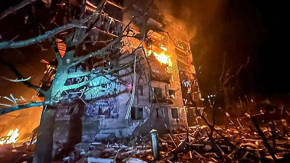 Moscovo intensifica ataques e mata 3 em Kharkiv