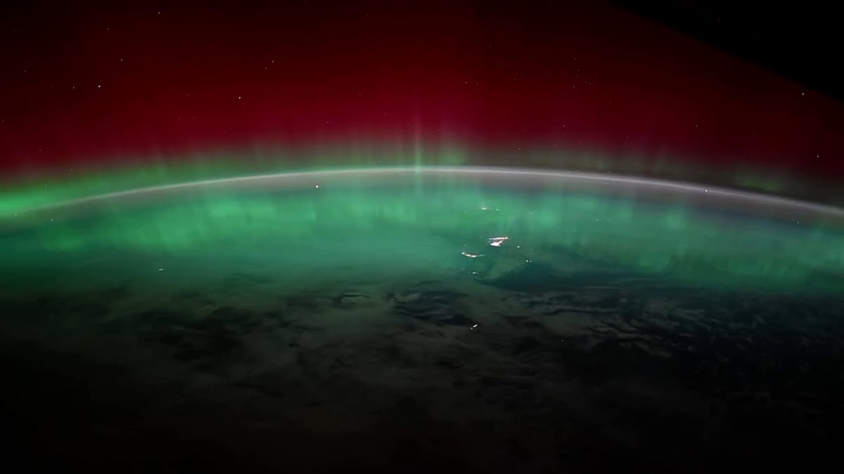 Astronauta da NASA registra aurora boreal do espaço
