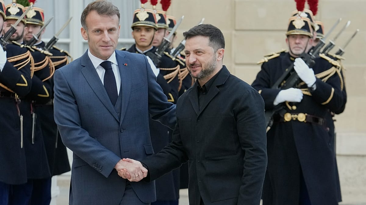 Zelensky será recebido por Macron em Paris na segunda