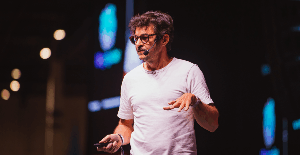 Vicente Rezende: IA potencializa trabalho, não substitui