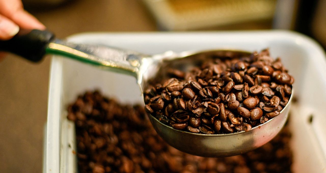 Café em queda com fim de tarifas de Trump