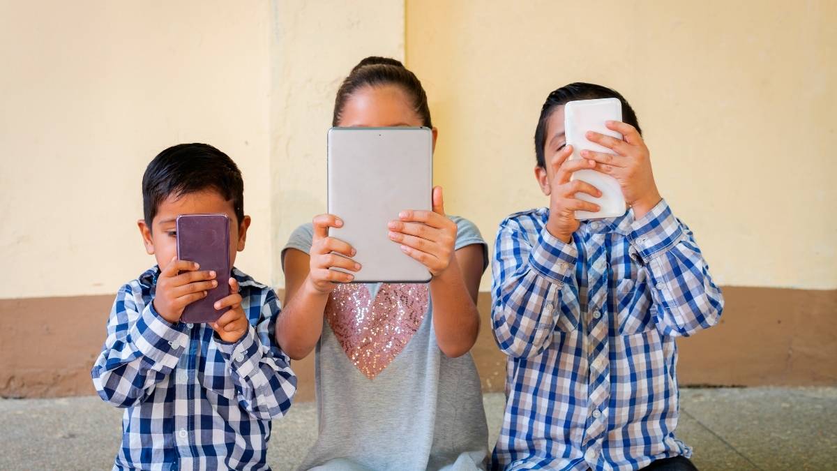 Riscos do contato precoce de crianças com inteligência artificial