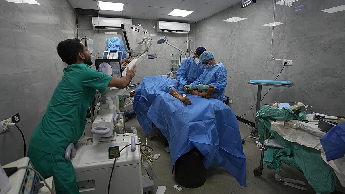 Pai de refém israelita acusa médico de Gaza de matar filha