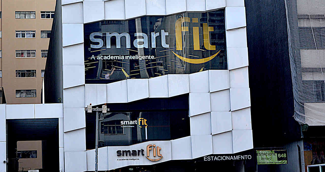 Smart Fit (SMFT3) pagará R$ 502 mi em juros sobre capital próprio
