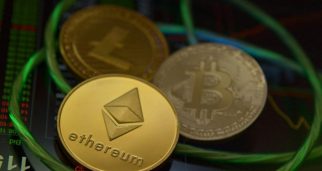 Fundos registram ingressos de US$ 1,06 bi apesar de feriado nos EUA