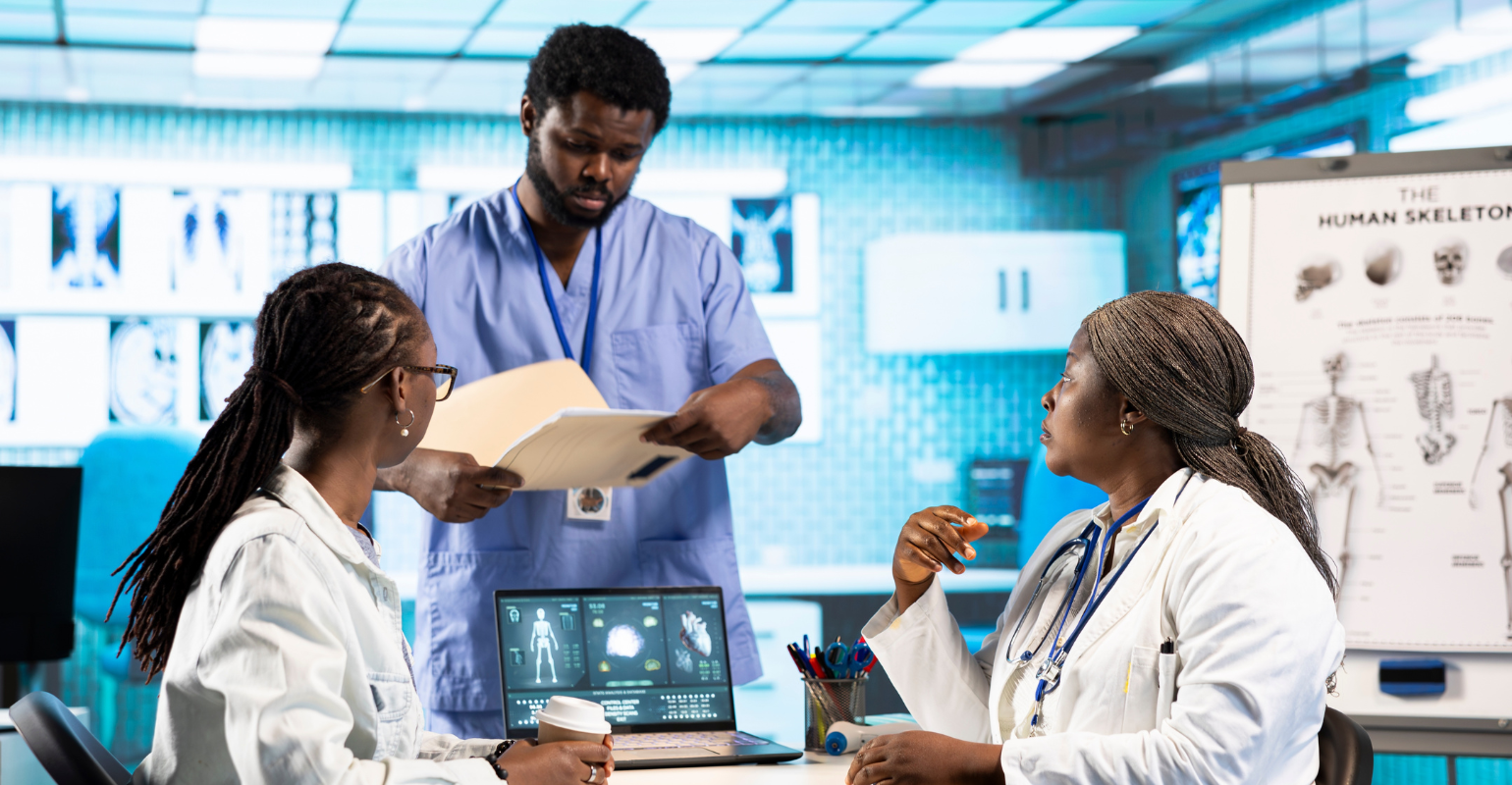 Sabin atinge meta de liderança preta e diversifica