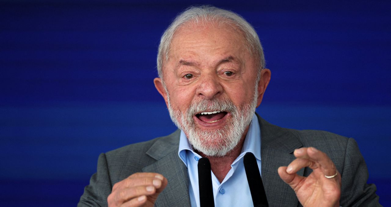 Lula defende fim da escala 6x1 em mensagem de Natal
