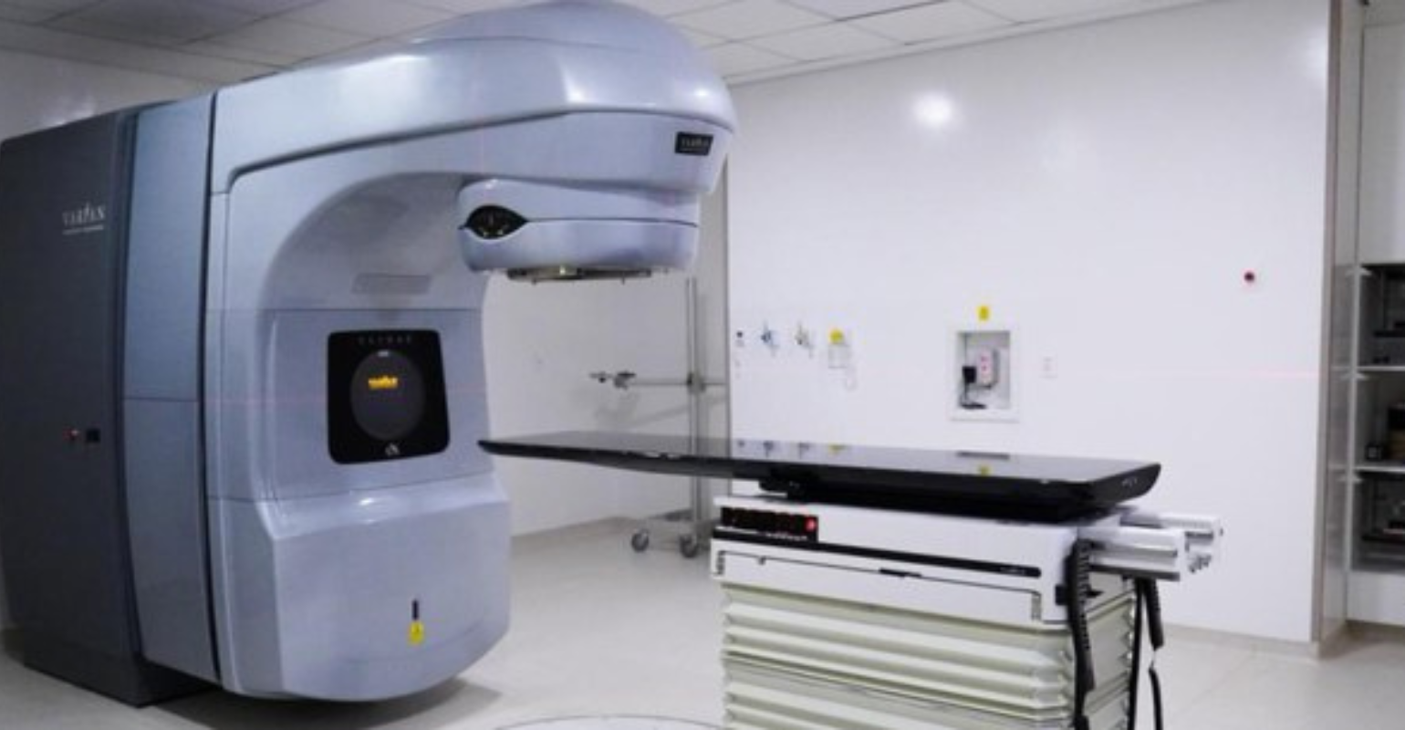Governo inaugura cinco centros de radioterapia em Minas Gerais