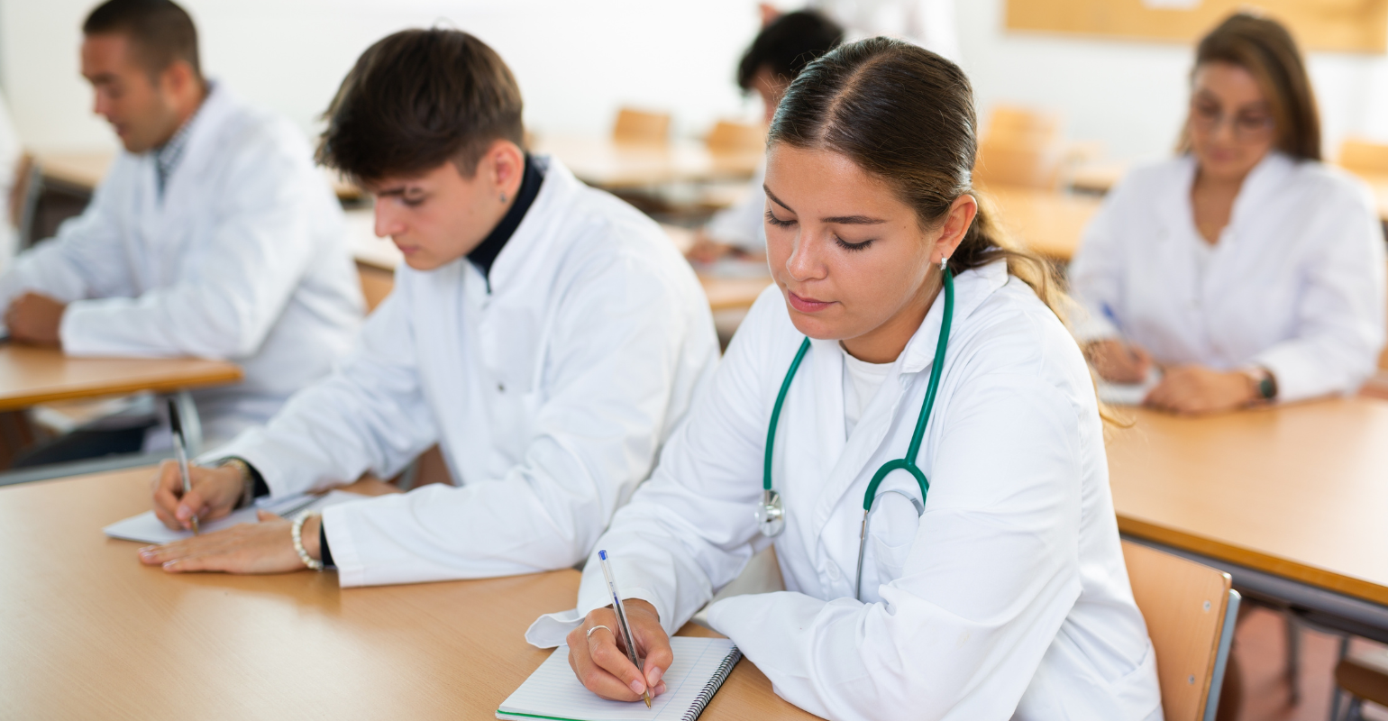 Ministro da Saúde destaca papel do Enamed na formação médica