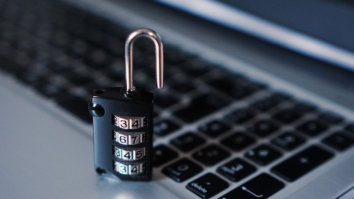 IA turbinará golpes em 2026: como se proteger