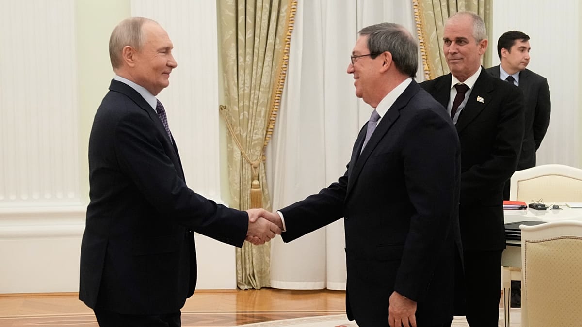 Putin afirma que Rússia rejeita sanções dos EUA a Cuba