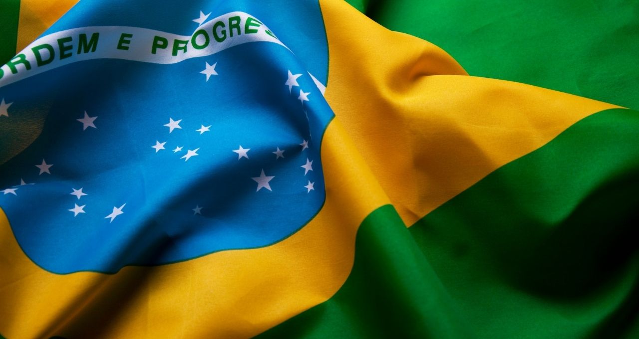 Bilionário americano vende Argentina e compra Brasil, lucrando milhões