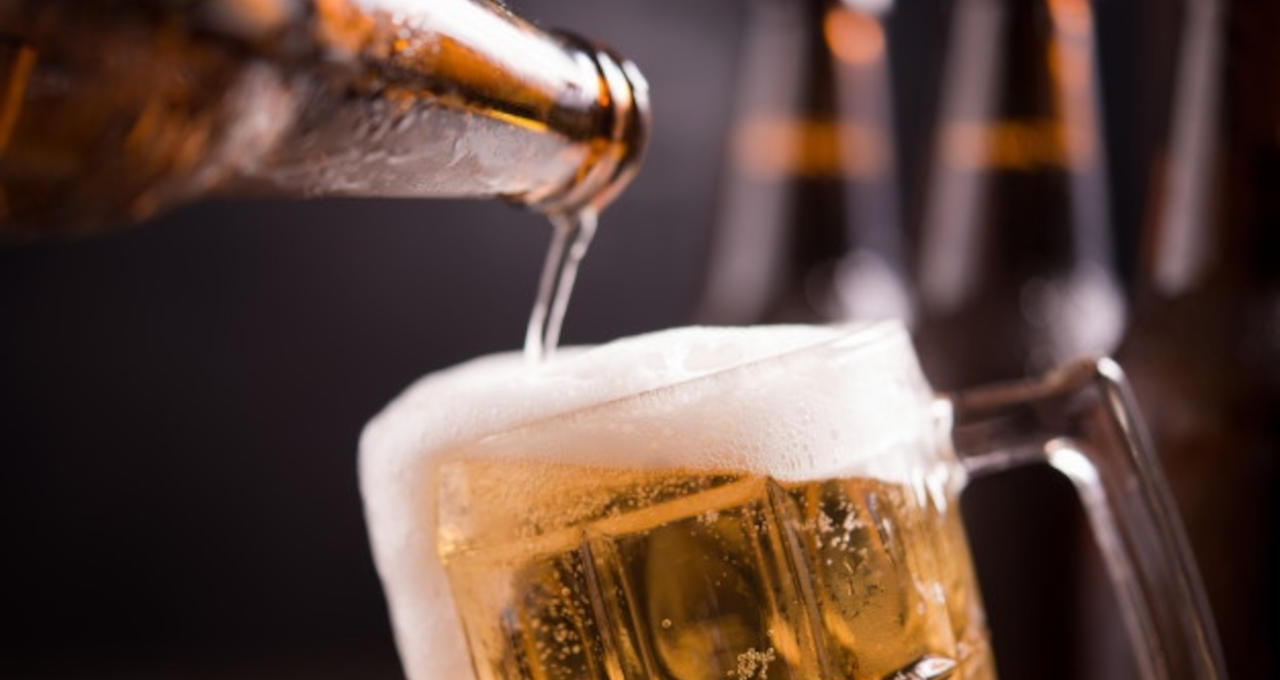 Empreendedor de 18 anos fatura R$ 1,6 mi com acessório de cerveja
