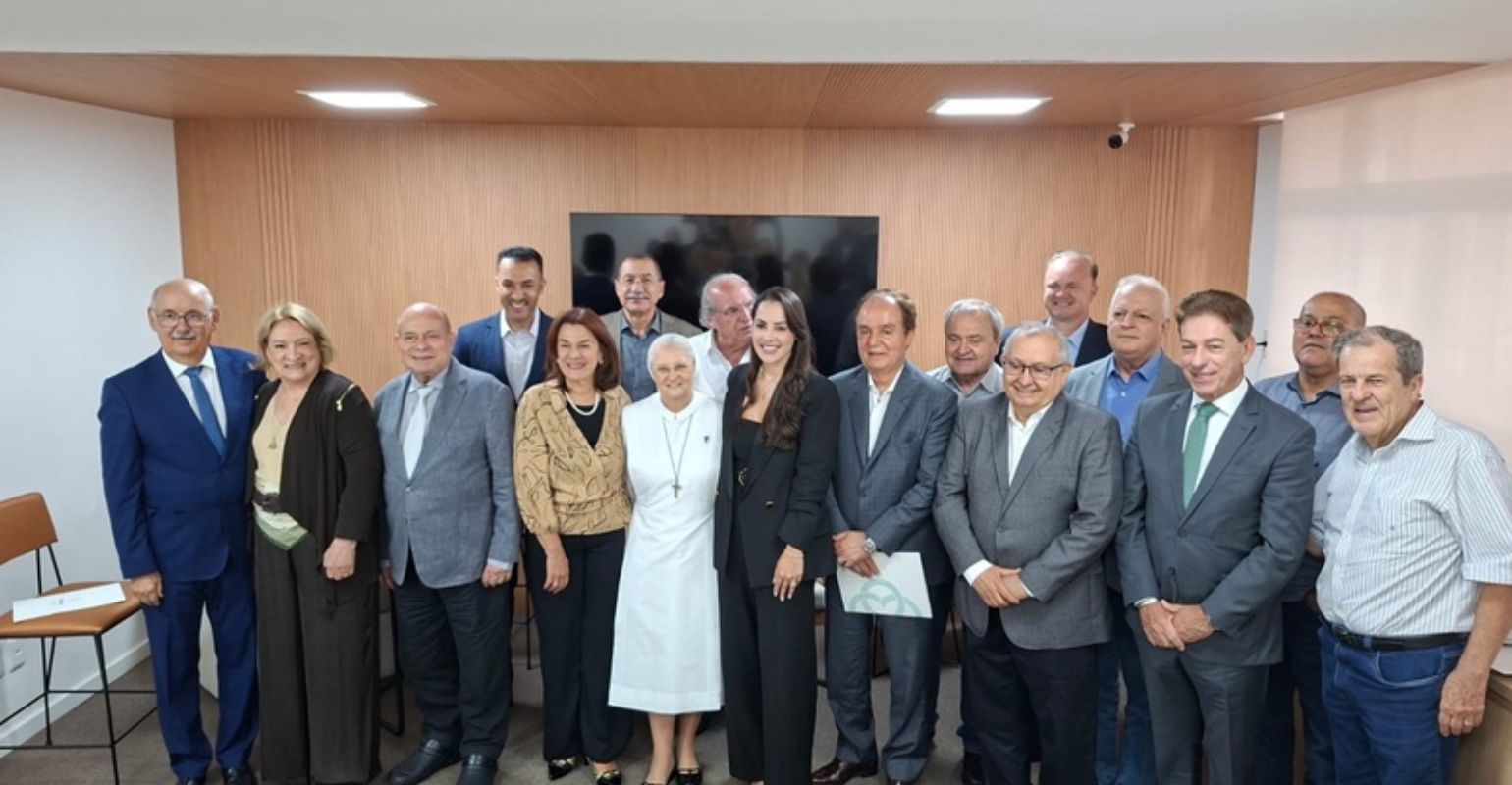 Diretoria da Fehosp é reeleita para o triênio 2026/2029