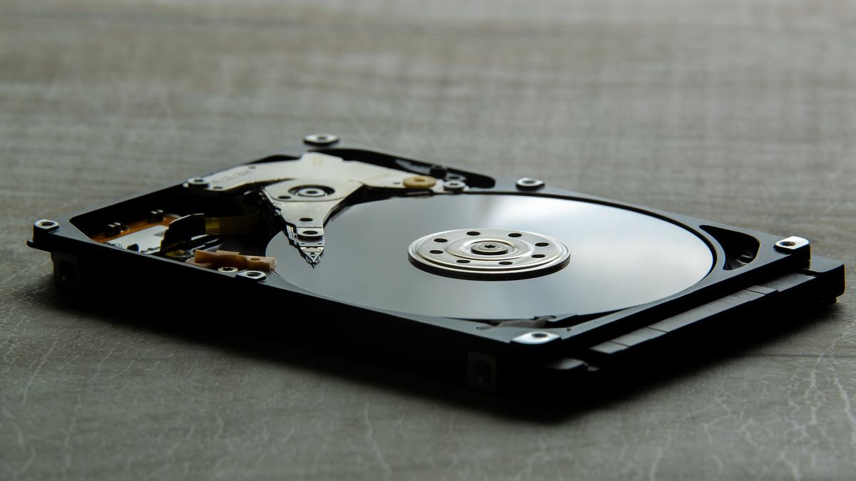 Produção de HDD para 2026 esgota e preços disparam