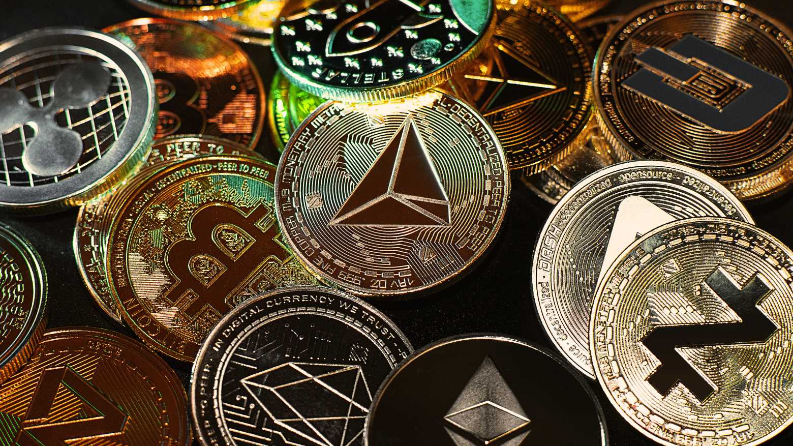Bitcoin ainda vale a pena? Veja 20 recomendações de criptomoedas
