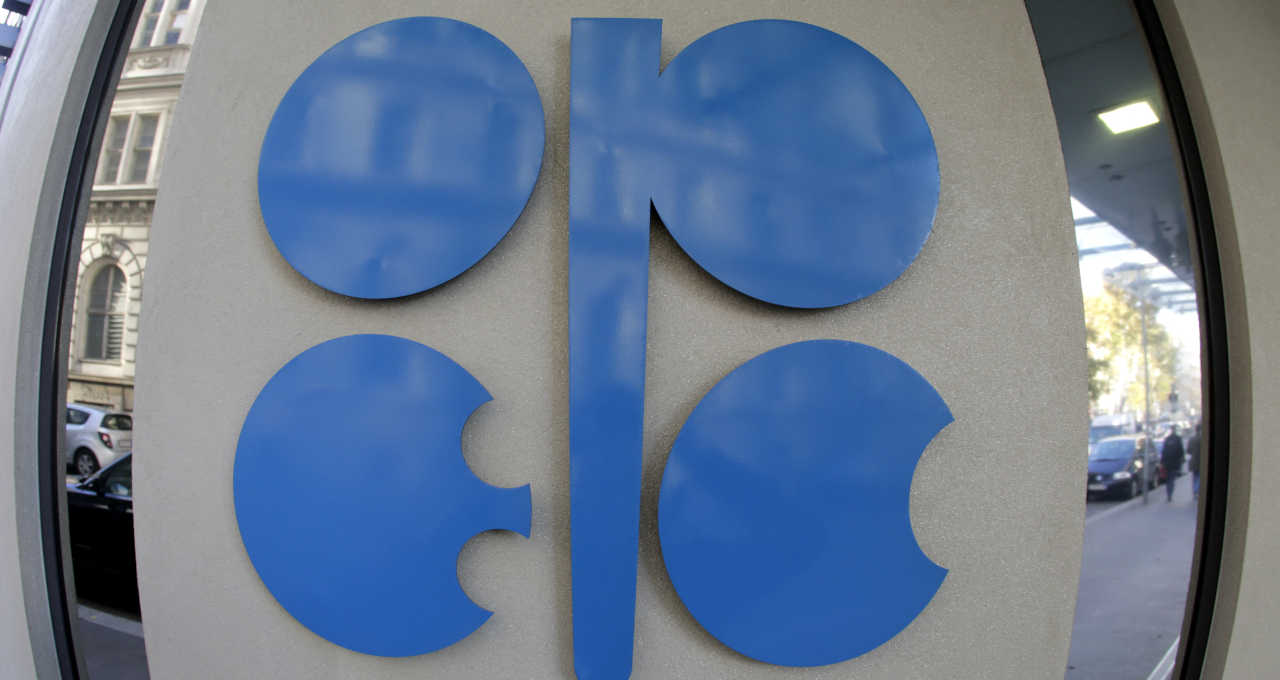 Opep+ concorda em manter produção de petróleo inalterada