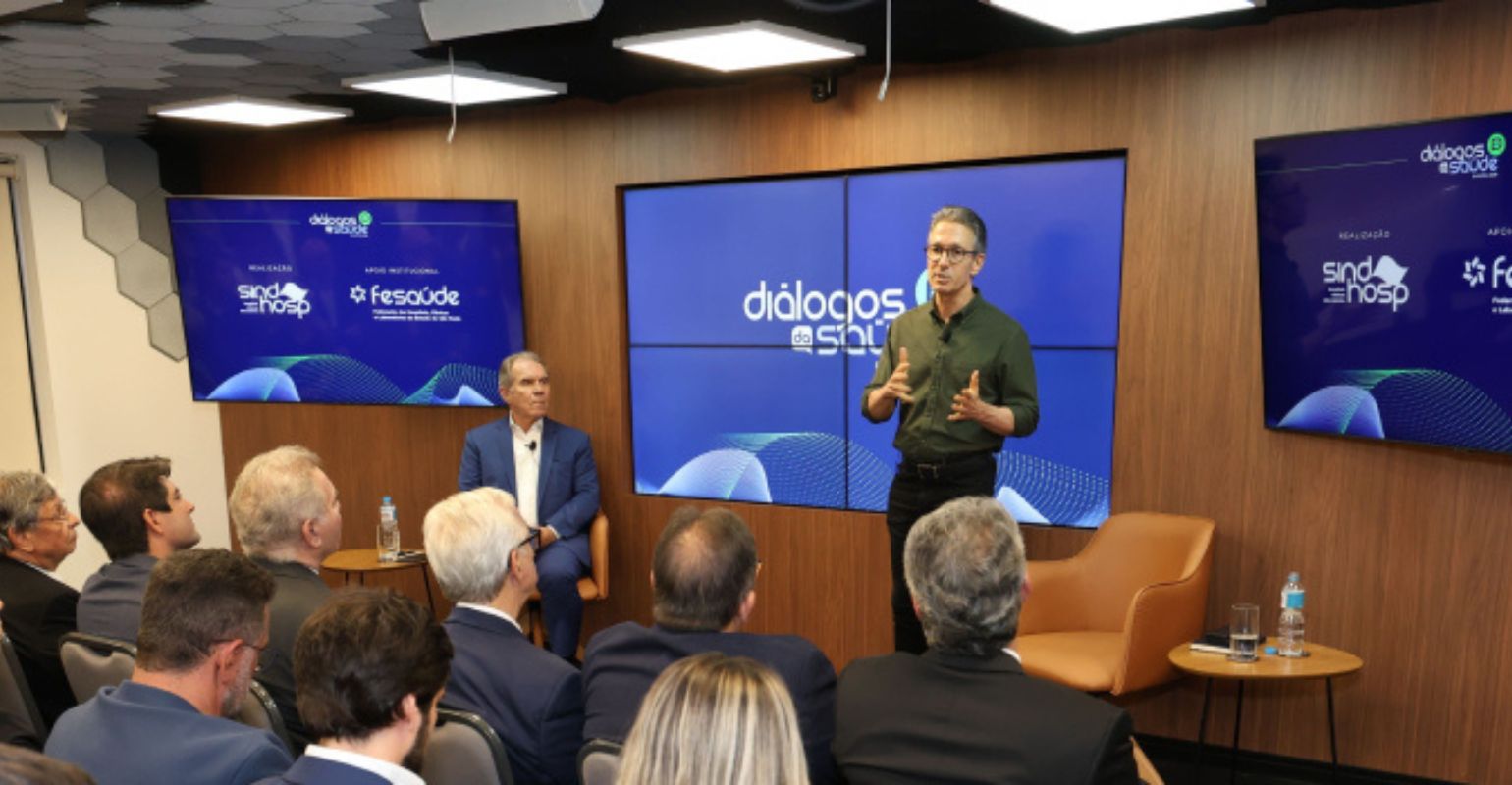 Romeu Zema analisa gastos e resultados na saúde brasileira