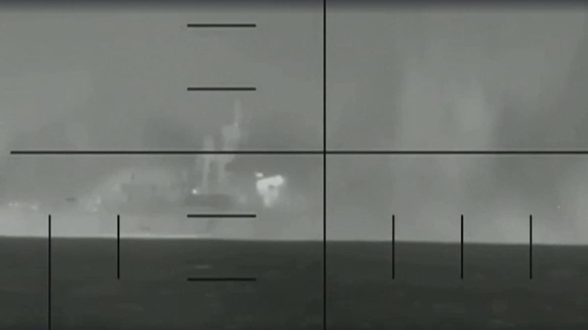 Pentágono divulga vídeo de ataque dos EUA a navio iraniano