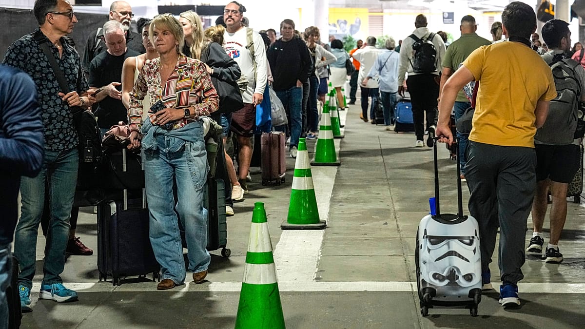 Paralisação do DHS afeta segurança em aeroportos dos EUA