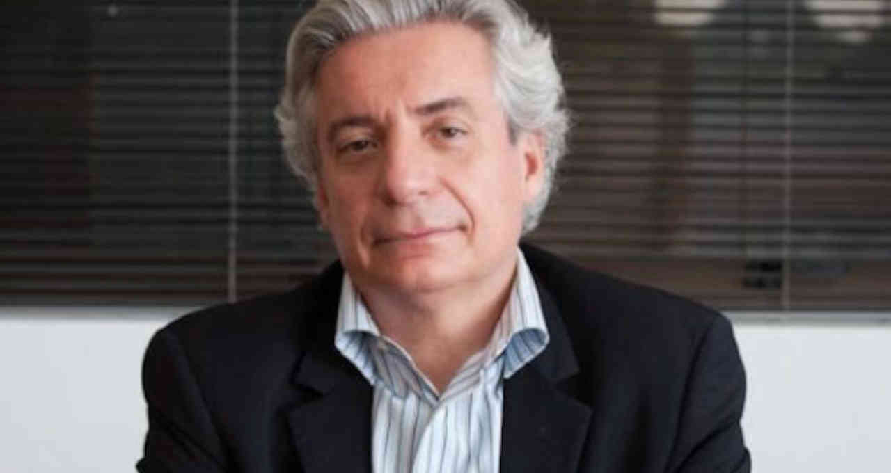 PT vai segurar preços da Petrobras o quanto puder, diz Adriano Pires