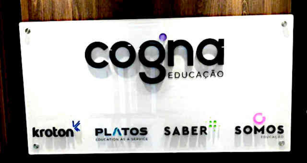 Cogna (COGN3) lucra R$ 220 milhões no quarto trimestre
