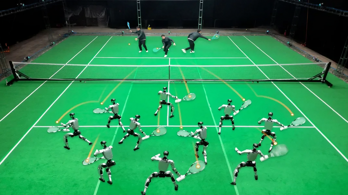 Robô humanoide chinês joga tênis contra pessoas