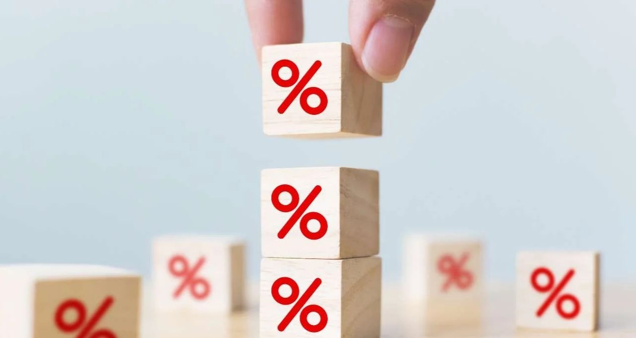 Juros futuros sobem 30 pontos com intervenções do Tesouro