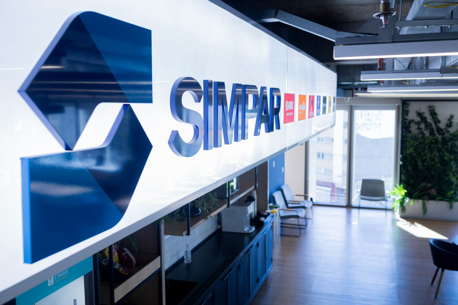 Simpar capta R$ 2 bi com BNDES; Vamos e Movida reforçam caixa