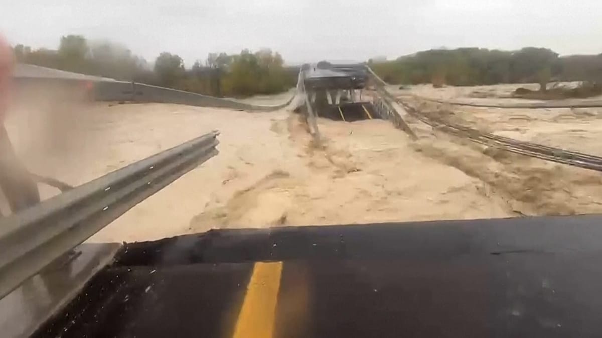 Itália: nevões e cheias isolam moradores e danificam infraestrutura