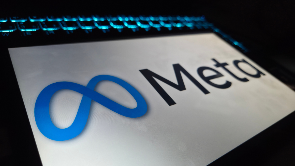 Funcionários da Meta treinam IA que os substituirá em demissões