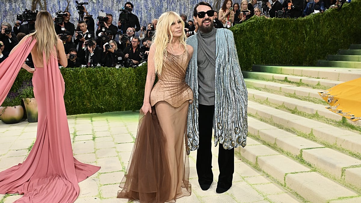Met Gala 2026: Anne Hathaway, Emily Blunt e Serena Williams brilham