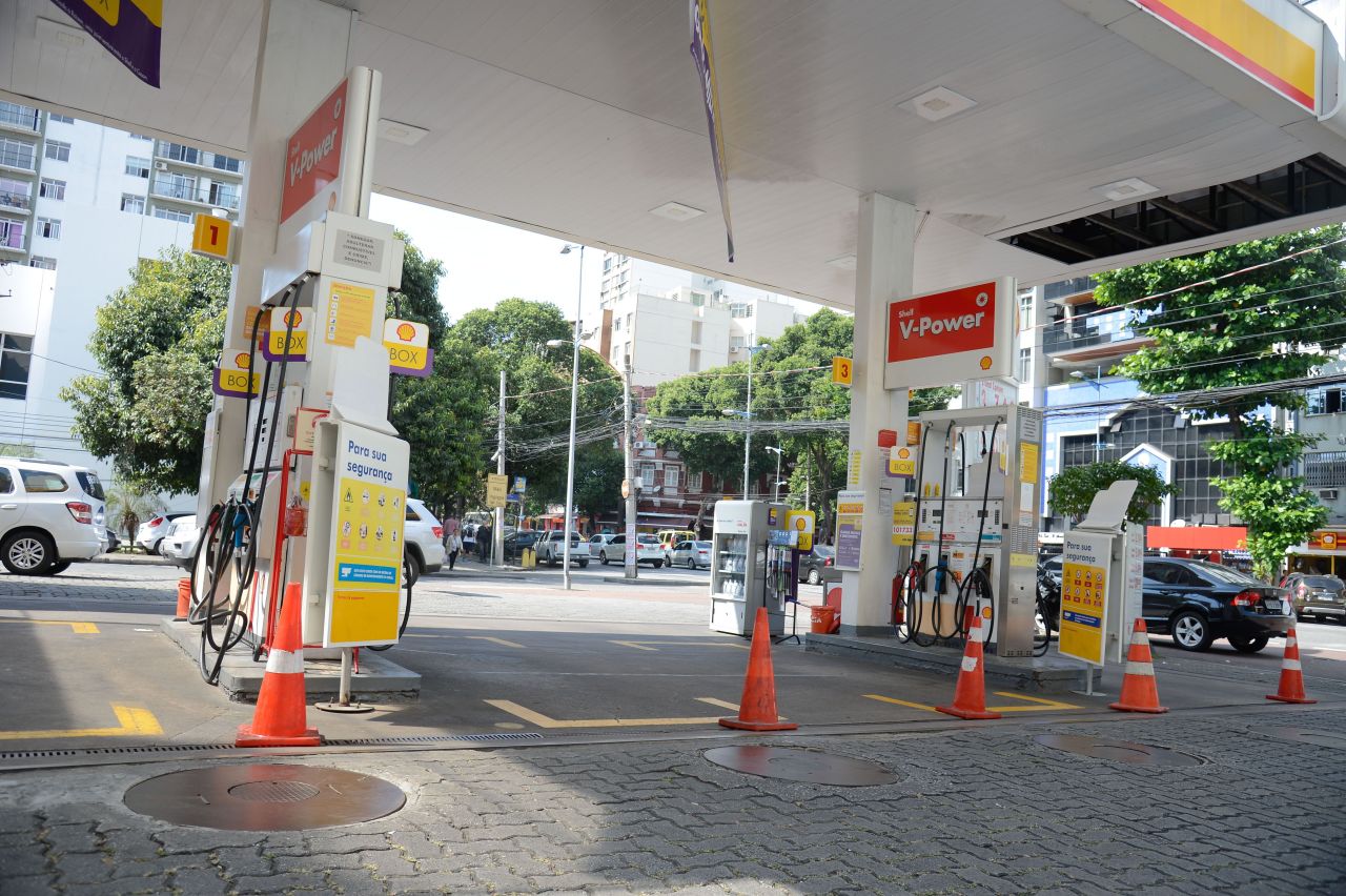 Alta de 10% no petróleo pode elevar inflação em até 0,7 p.p., diz Itaú
