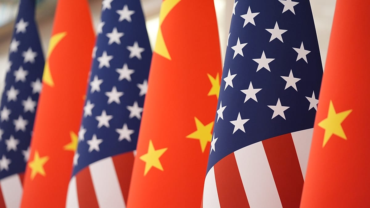 China anuncia sanções a 10 empresas dos EUA em escalada comercial