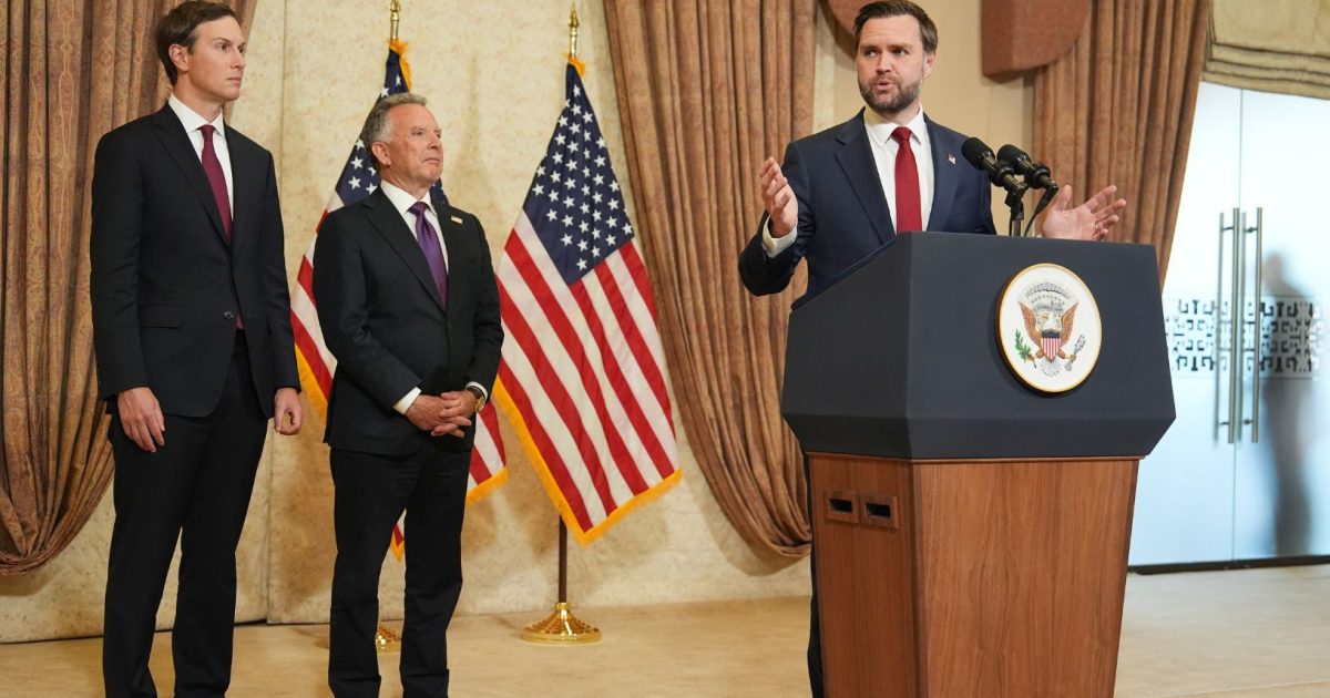Irã suspende negociações com EUA após ameaça de Trump