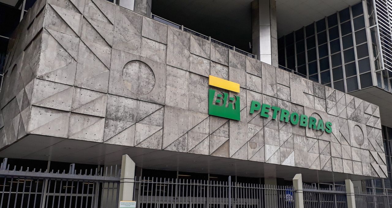 Petrobras aprova US$ 1,2 bi em bioQAV e diesel renovável na RPBC
