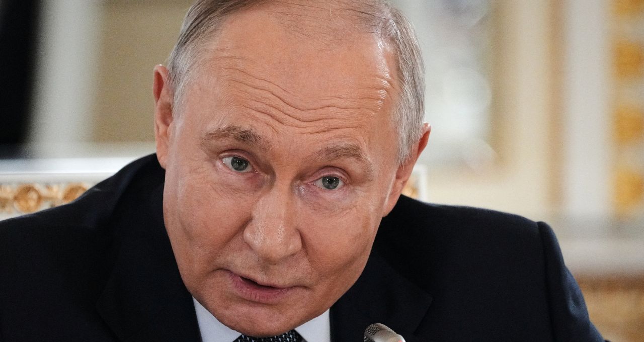 Ataque da Ucrânia a instalação de petróleo na Rússia em Volgogrado