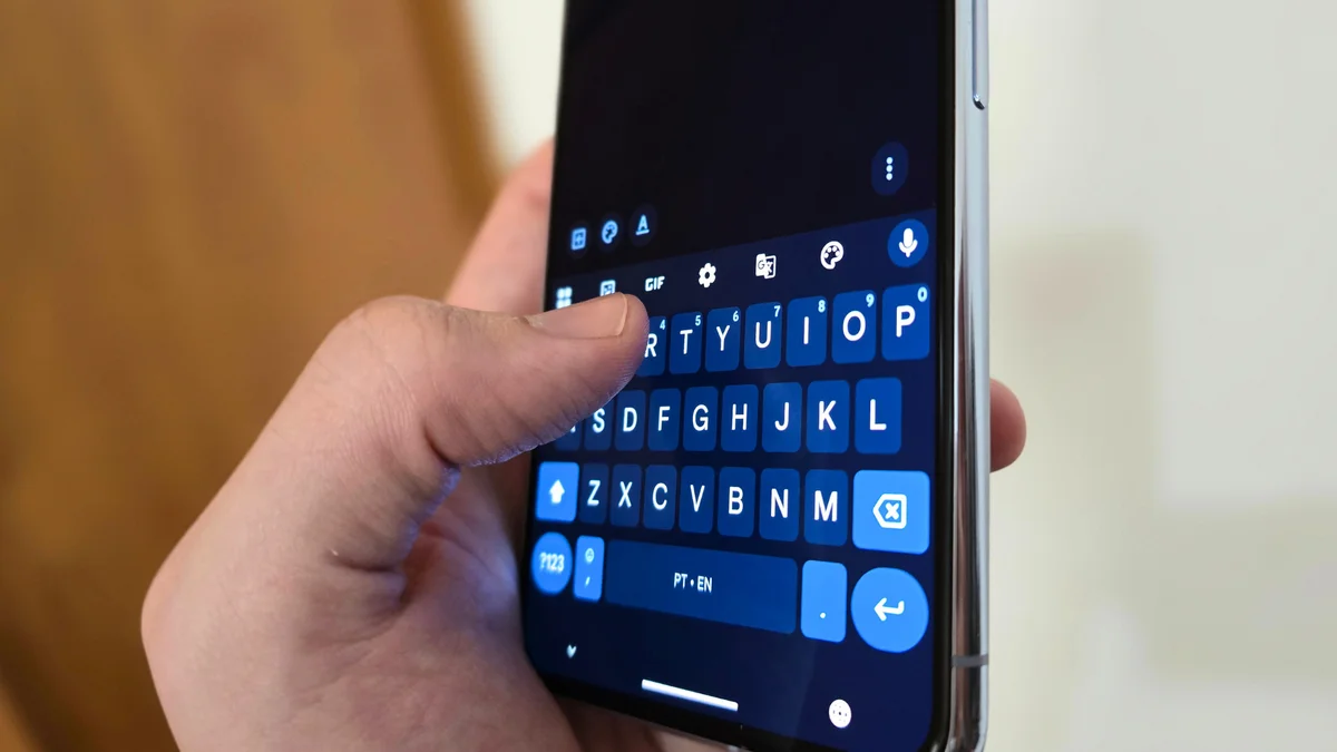 Gboard língua de sinais: função secreta traduz sinais com IA