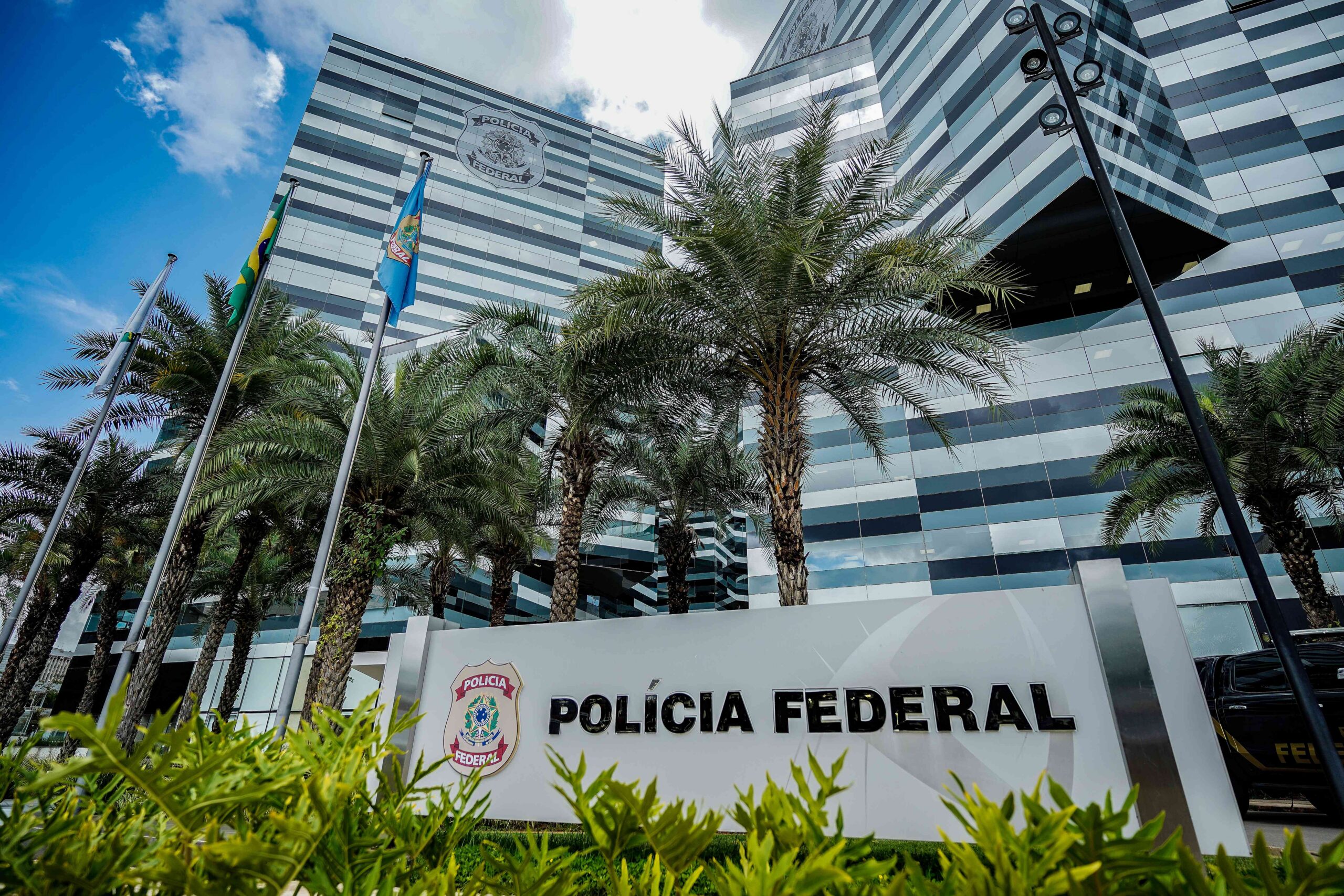 PF monta esquema de proteção para presidenciáveis com drones e blindados