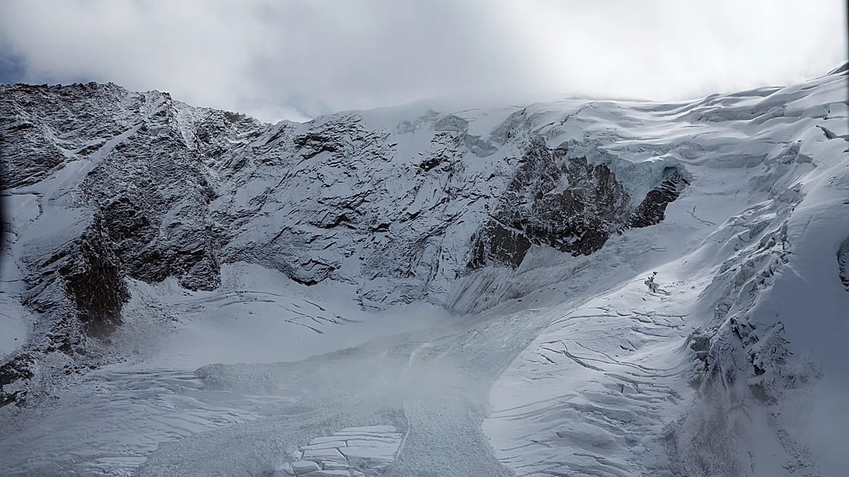 Corpos de alpinistas belgas são localizados após 34 anos