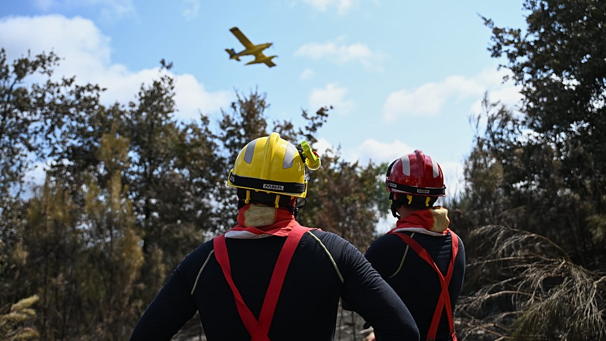 Incêndio atinge 100 hectares perto de Narbonne, na França