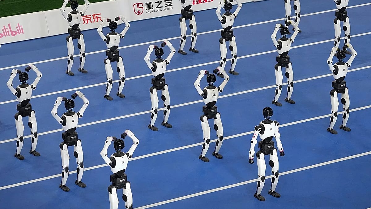 Jogos em Pequim impressionam com recorde de robô humanoide
