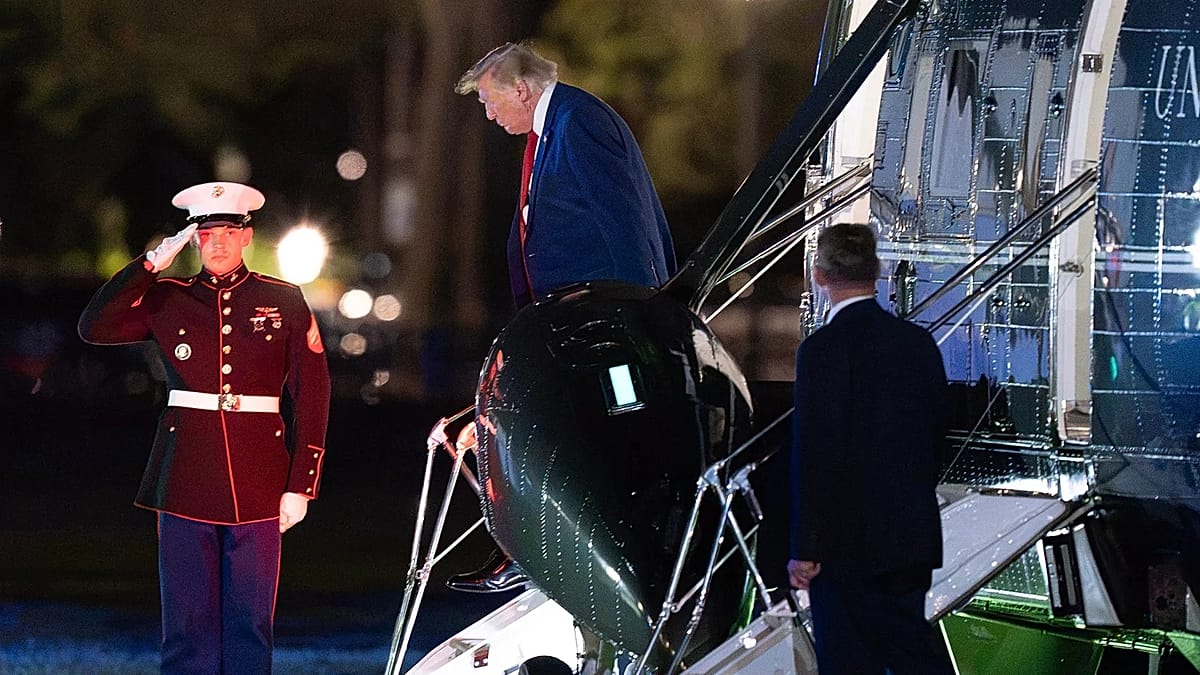 Trump admite saída secreta do Air Force One após ameaça