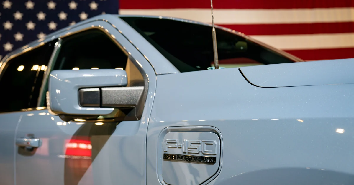 Ford e a crise imobiliária de luxo: o fim dos carros sem graça